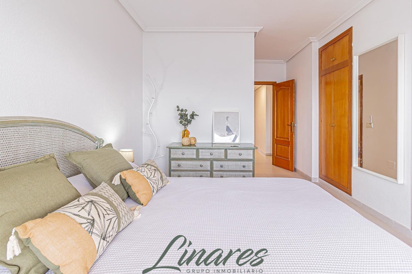 2 sovrum Lägenhet till salu i La Manga del Mar Menor med pool garage - 225 000 € (Ref: 9806641)