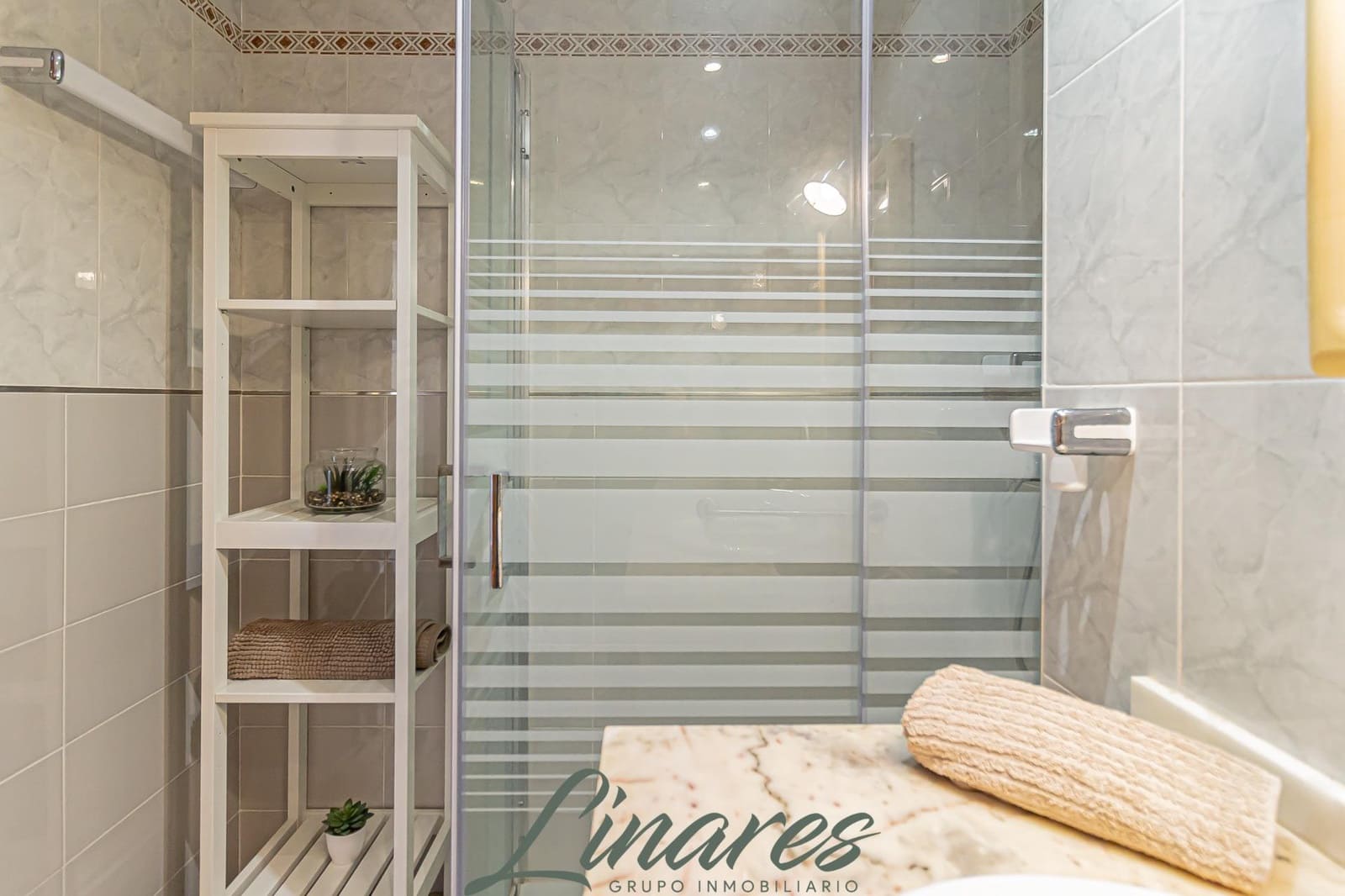 2 sovrum Lägenhet till salu i La Manga del Mar Menor med pool garage - 225 000 € (Ref: 9806641)