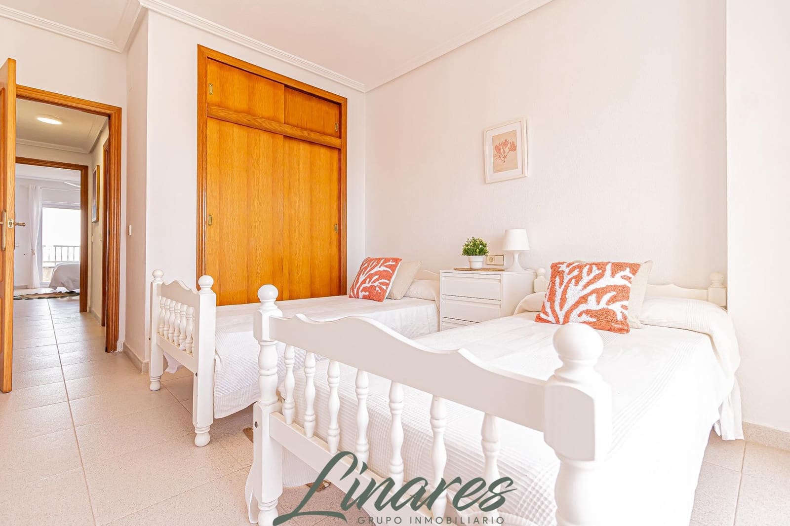 2 sovrum Lägenhet till salu i La Manga del Mar Menor med pool garage - 225 000 € (Ref: 9806641)