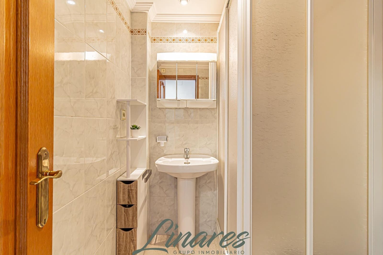 2 sovrum Lägenhet till salu i La Manga del Mar Menor med pool garage - 225 000 € (Ref: 9806641)