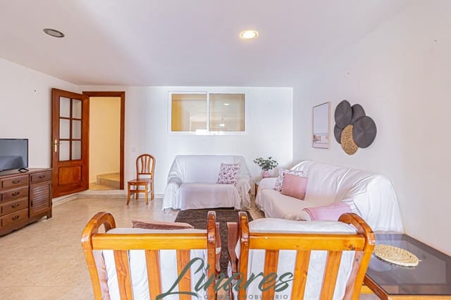 4 slaapkamer Appartement te koop in La Manga del Mar Menor met zwembad garage - € 249.000 (Ref: 9839516)