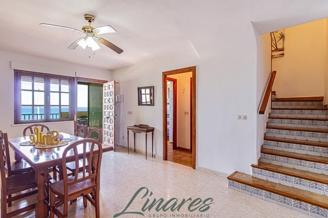 4 slaapkamer Appartement te koop in La Manga del Mar Menor met zwembad garage - € 249.000 (Ref: 9839516)