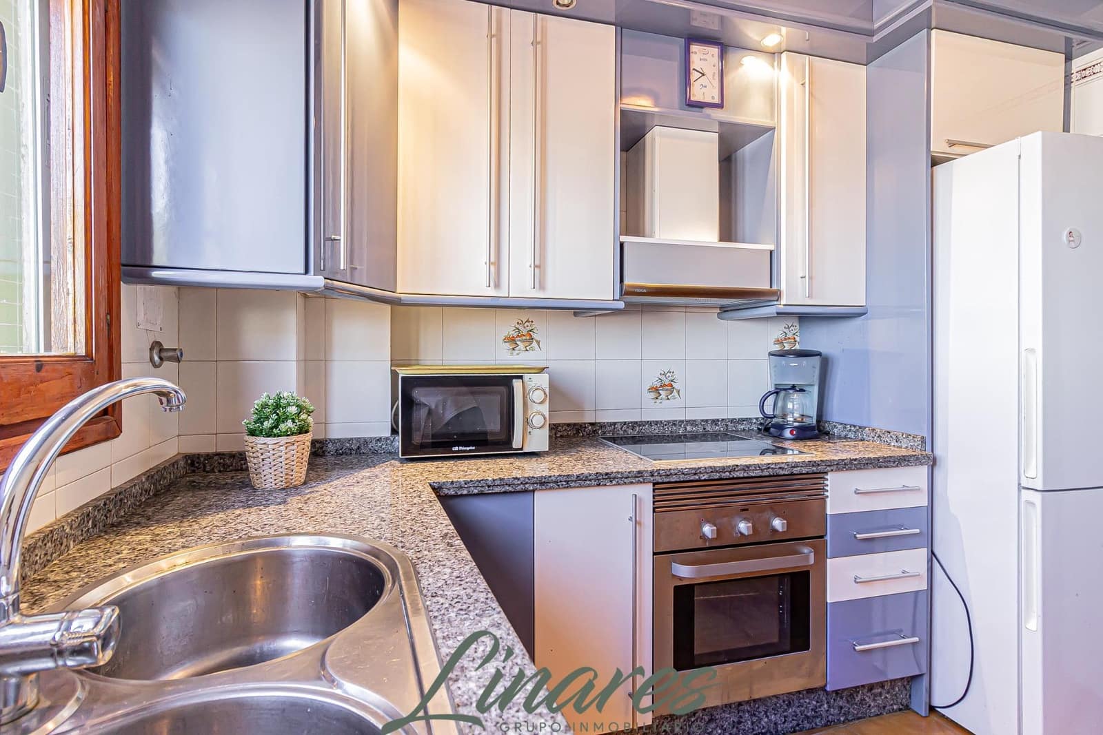 4 slaapkamer Appartement te koop in La Manga del Mar Menor met zwembad garage - € 249.000 (Ref: 9839516)