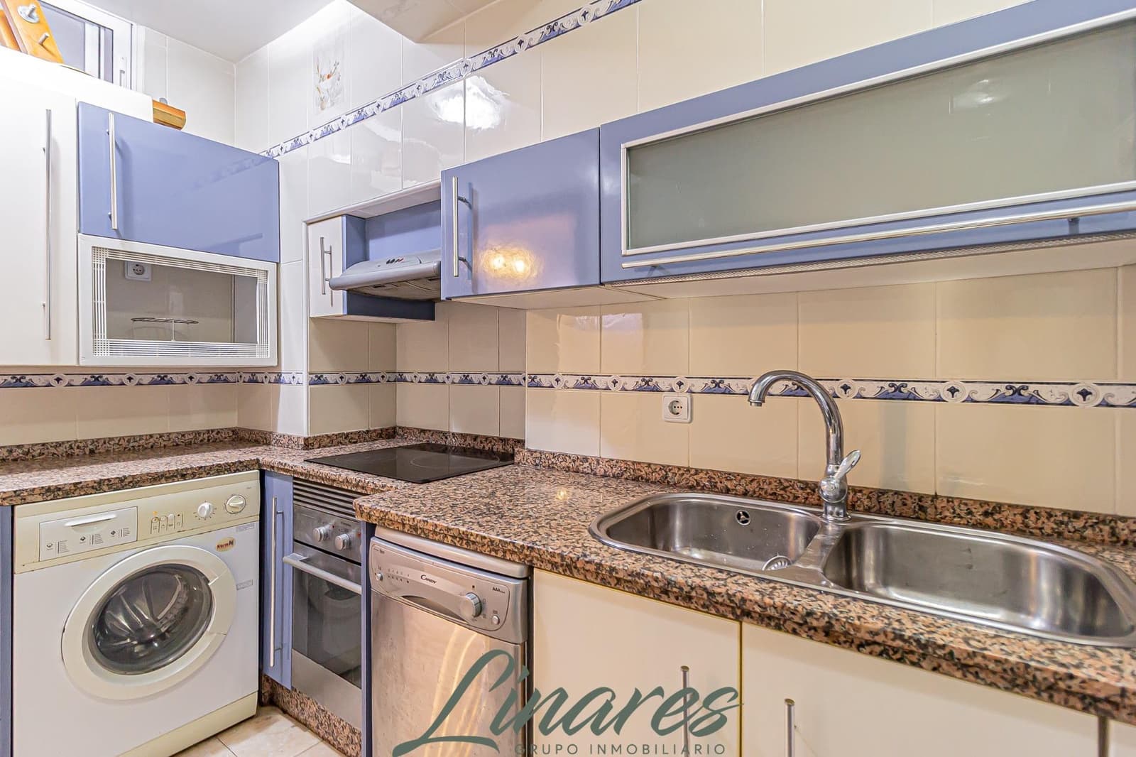 4 slaapkamer Appartement te koop in La Manga del Mar Menor met zwembad garage - € 249.000 (Ref: 9839516)