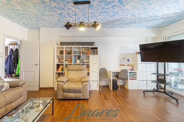 3 slaapkamer Appartement te koop in La Manga del Mar Menor met garage - € 178.000 (Ref: 9948099)