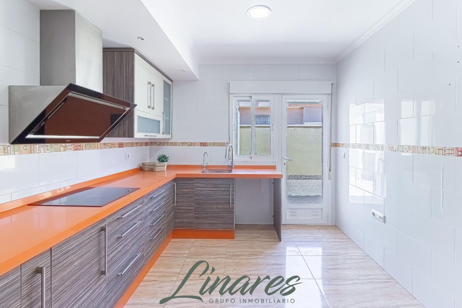 Ático de 3 habitaciones en Pozo Estrecho en venta con garaje - 129.000 € (Ref: 9954391)