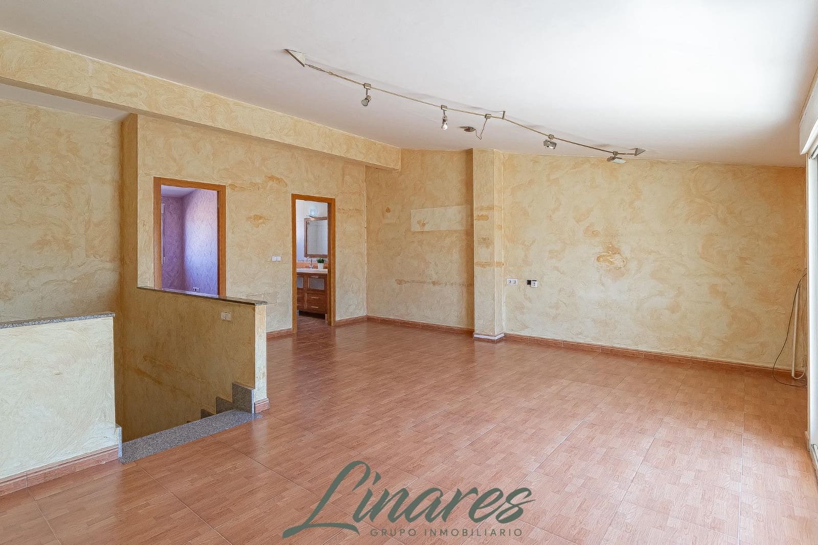 Ático de 3 habitaciones en Pozo Estrecho en venta con garaje - 129.000 € (Ref: 9954391)