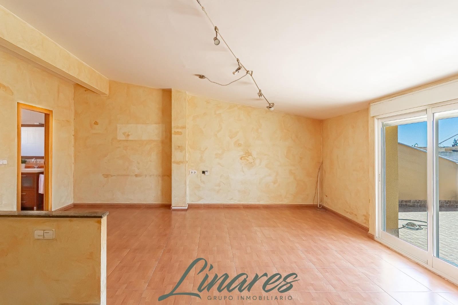 Ático de 3 habitaciones en Pozo Estrecho en venta con garaje - 129.000 € (Ref: 9954391)
