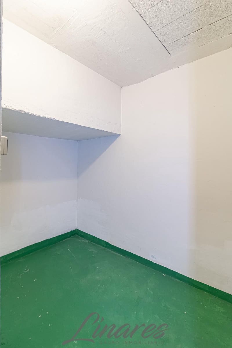 Garage for sale in La Manga del Mar Menor - € 28,000 (Ref: 9979034)