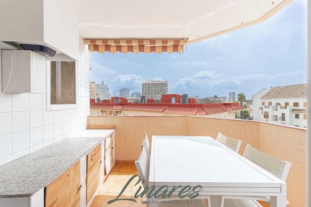 2 soverom Leilighet til salgs i La Manga del Mar Menor med svømmebasseng - € 180 000 (Ref: 9979035)