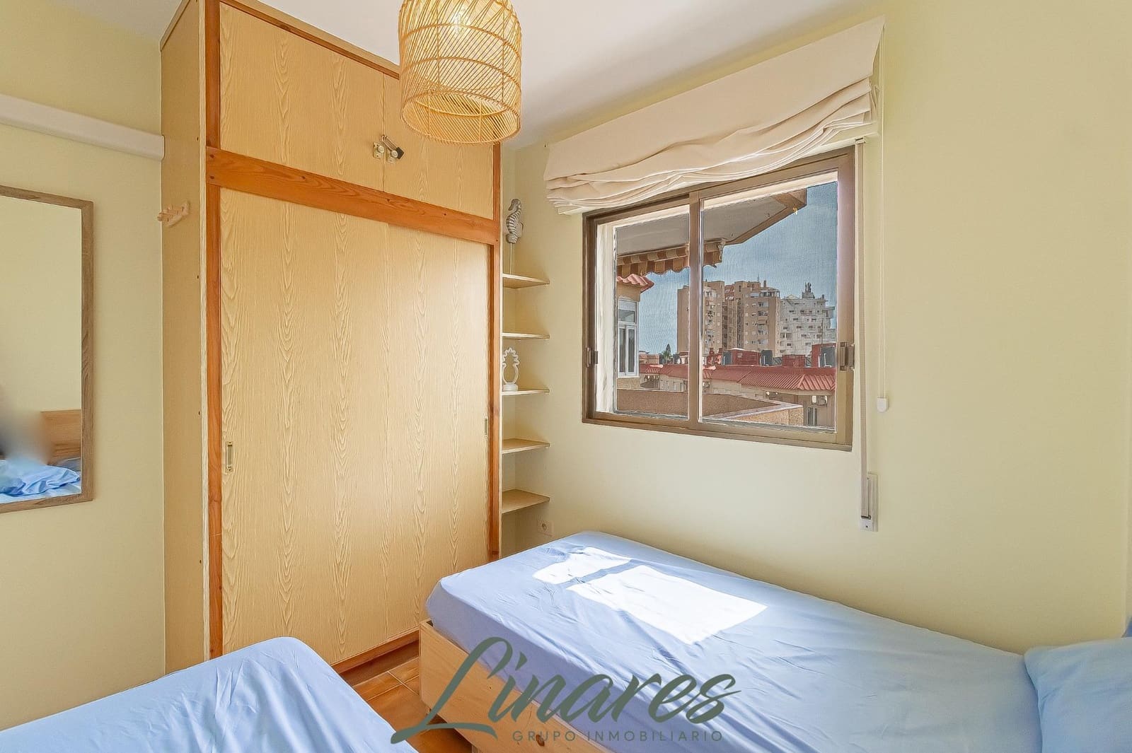 2 bedroom Apartment for sale in La Manga del Mar Menor with pool - € 180,000 (Ref: 9979035)