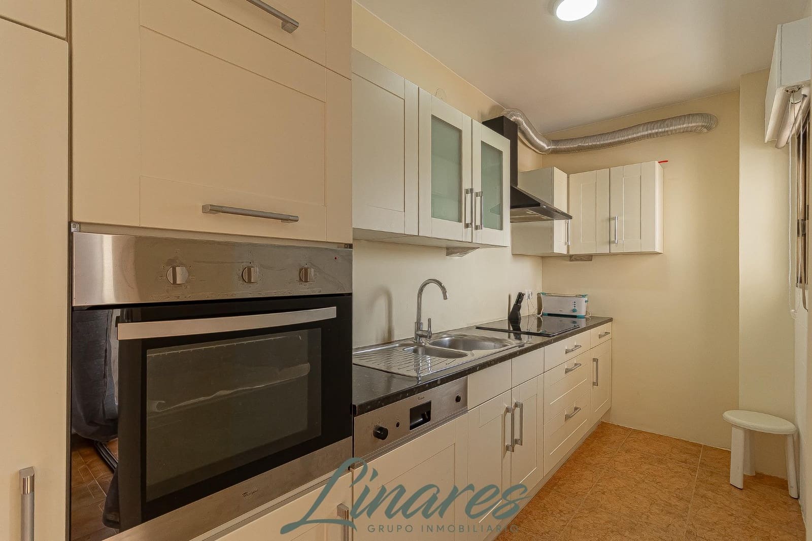 2 bedroom Apartment for sale in La Manga del Mar Menor with pool - € 180,000 (Ref: 9979035)