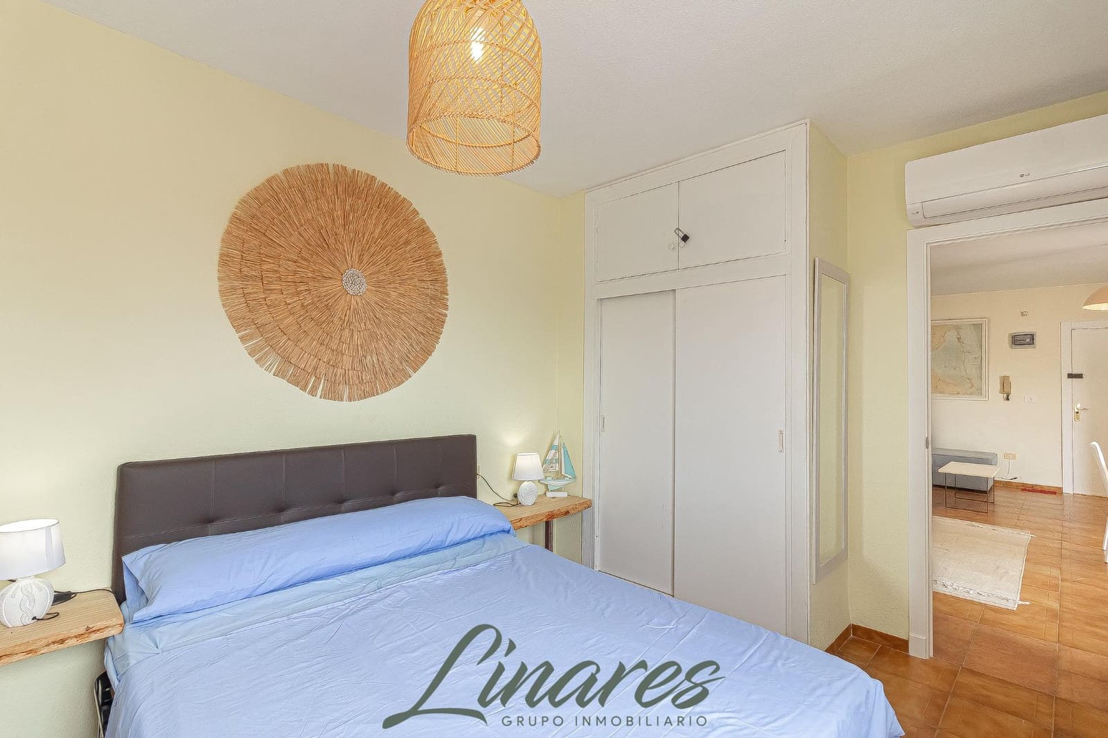 2 bedroom Apartment for sale in La Manga del Mar Menor with pool - € 180,000 (Ref: 9979035)