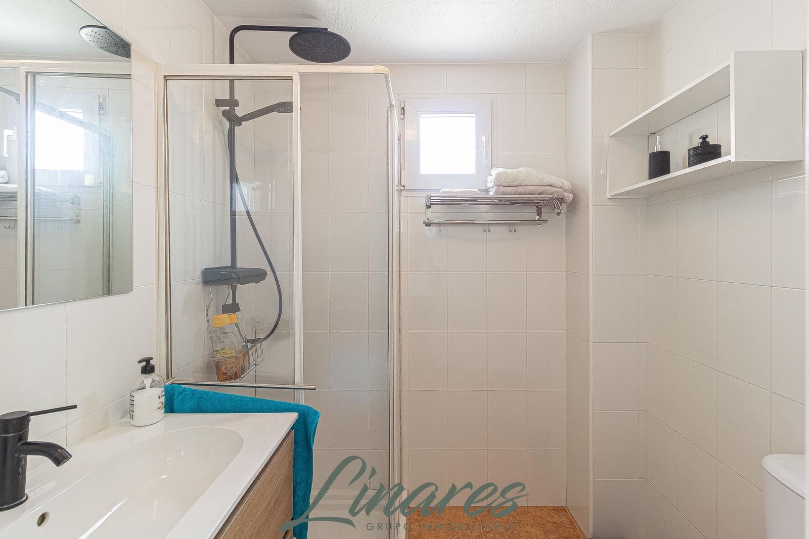 2 bedroom Apartment for sale in La Manga del Mar Menor with pool - € 180,000 (Ref: 9979035)