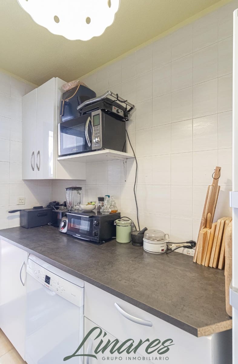 2 slaapkamer Appartement te koop in La Manga del Mar Menor - € 136.000 (Ref: 9995172)