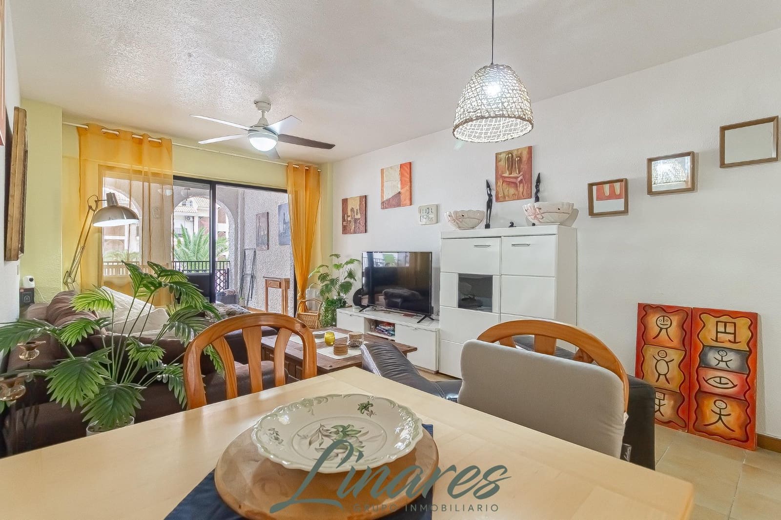 2 slaapkamer Appartement te koop in La Manga del Mar Menor - € 136.000 (Ref: 9995172)