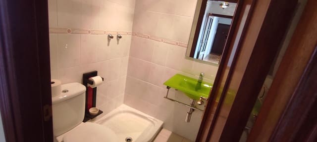 3 quarto Apartamento para arrendar em Málaga cidade com garagem - 1 250 € (Ref: 10009271)