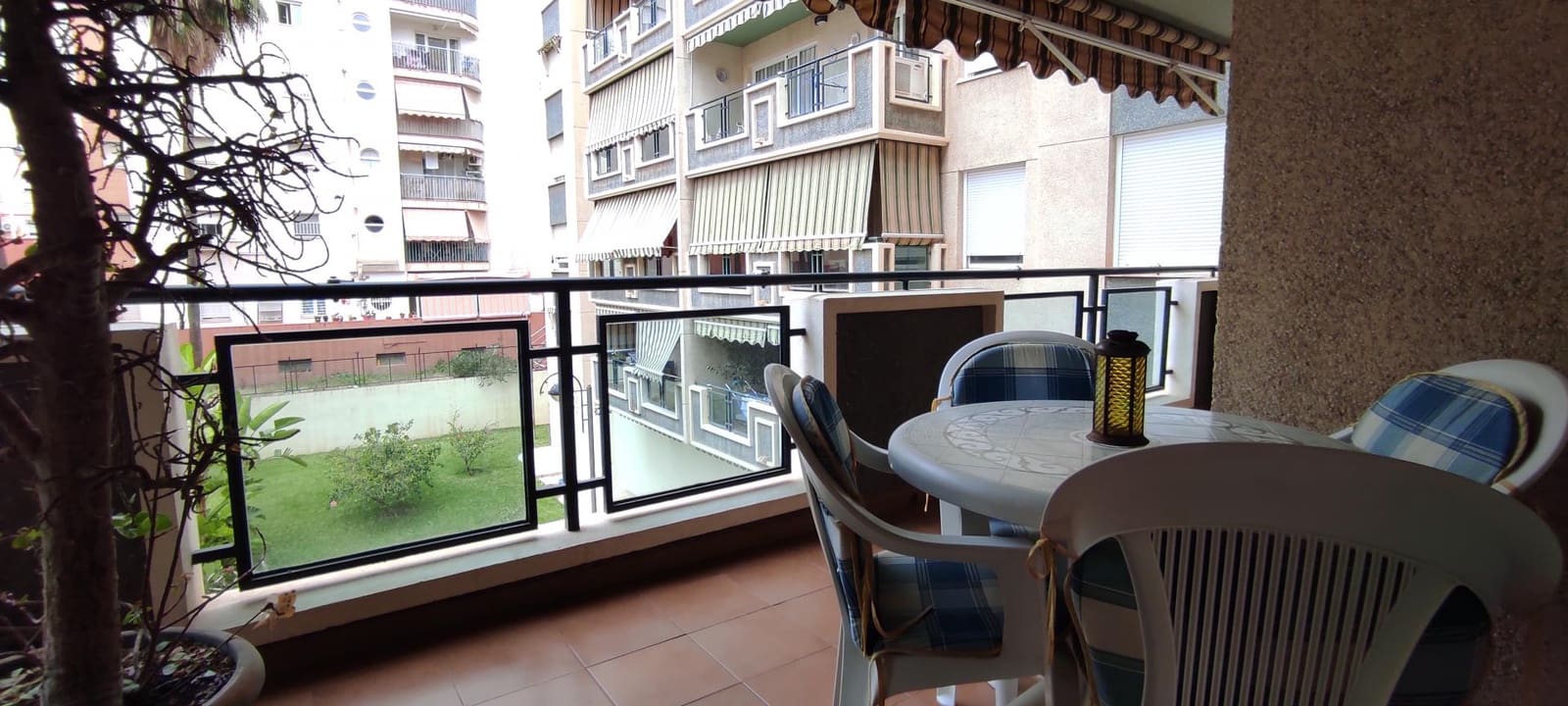 Apartamento de 4 habitaciones en Málaga ciudad en alquiler con garaje - 1.500 € (Ref: 10011618)