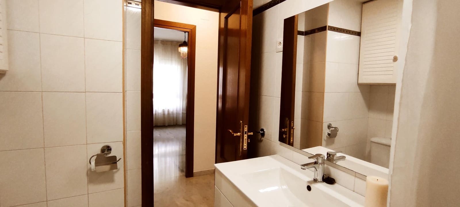 Apartamento de 4 habitaciones en Málaga ciudad en alquiler con garaje - 1.500 € (Ref: 10011618)