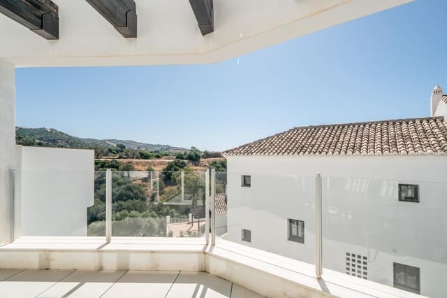 3 makuuhuone Huoneisto vuokrattavana paikassa Alto de los Monteros, Marbella mukana uima-altaan 
autotalli - 3 800 € (Ref: 10013320)