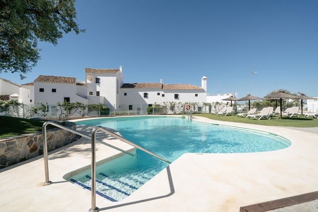 3 makuuhuone Huoneisto vuokrattavana paikassa Alto de los Monteros, Marbella mukana uima-altaan 
autotalli - 3 800 € (Ref: 10013320)