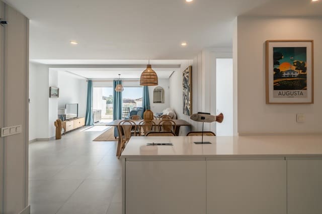 3 makuuhuone Huoneisto vuokrattavana paikassa Alto de los Monteros, Marbella mukana uima-altaan 
autotalli - 3 800 € (Ref: 10013320)
