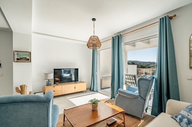 Apartamento de 3 habitaciones en Alto de los Monteros, Marbella en alquiler con piscina garaje - 3.800 € (Ref: 10013320)