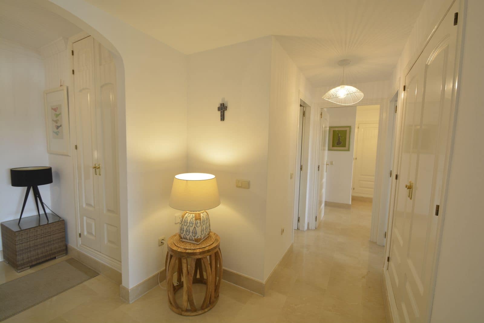 2 sypialnia Apartament na sprzedaż w Elviria z basenem garażem - 465 000 € (Ref: 10013321)