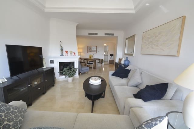2 sypialnia Apartament na sprzedaż w Elviria, Marbella z basenem garażem - 465 000 € (Ref: 10013321)