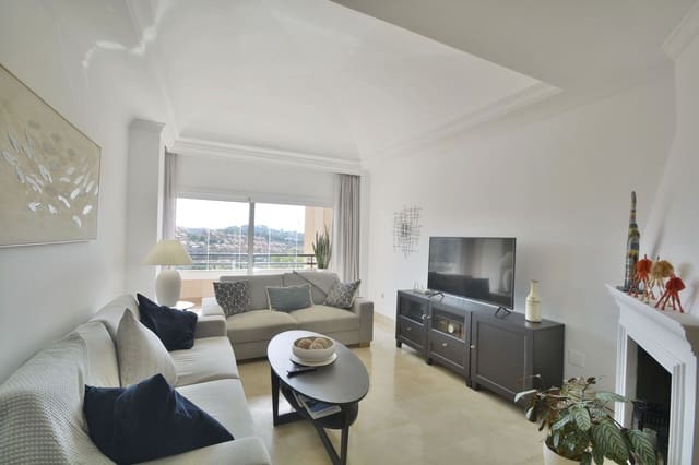 2 sypialnia Apartament na sprzedaż w Elviria, Marbella z basenem garażem - 465 000 € (Ref: 10013321)