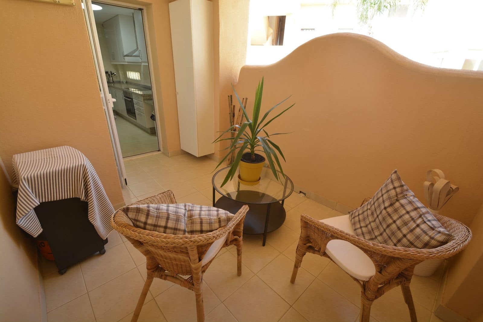 2 sypialnia Apartament na sprzedaż w Elviria z basenem garażem - 465 000 € (Ref: 10013321)