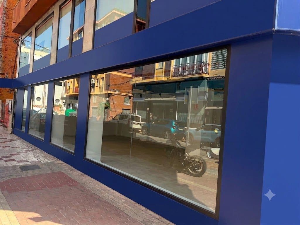 Commercieel te huur in Malaga stad - € 3.500 (Ref: 10017680)