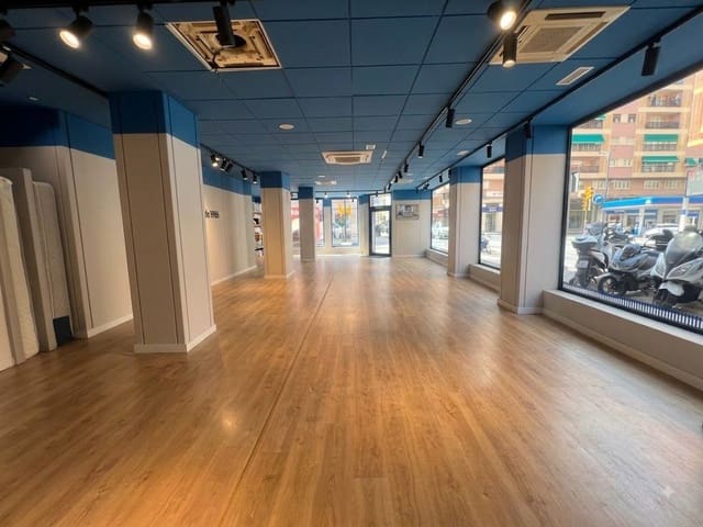 Commercieel te huur in Málaga stad - € 3.500 (Ref: 10017680)