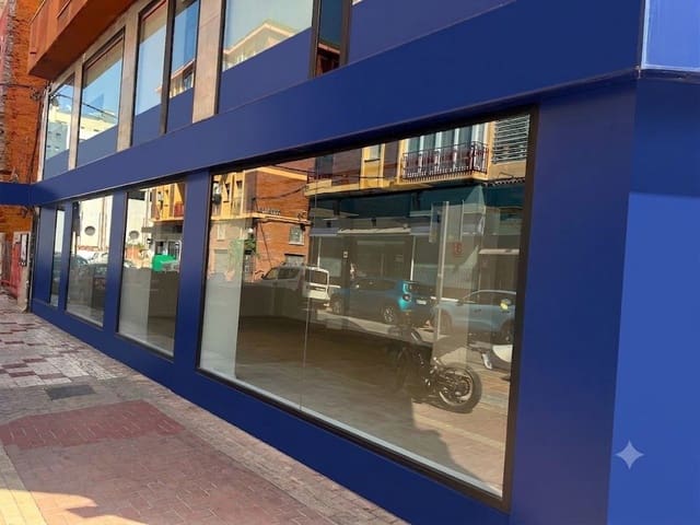 Commercieel te huur in Málaga stad - € 3.500 (Ref: 10017680)