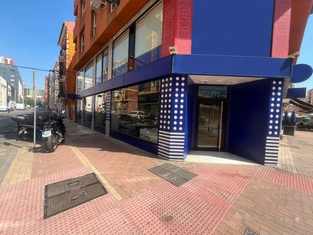 Commercieel te huur in Málaga stad - € 3.500 (Ref: 10017680)