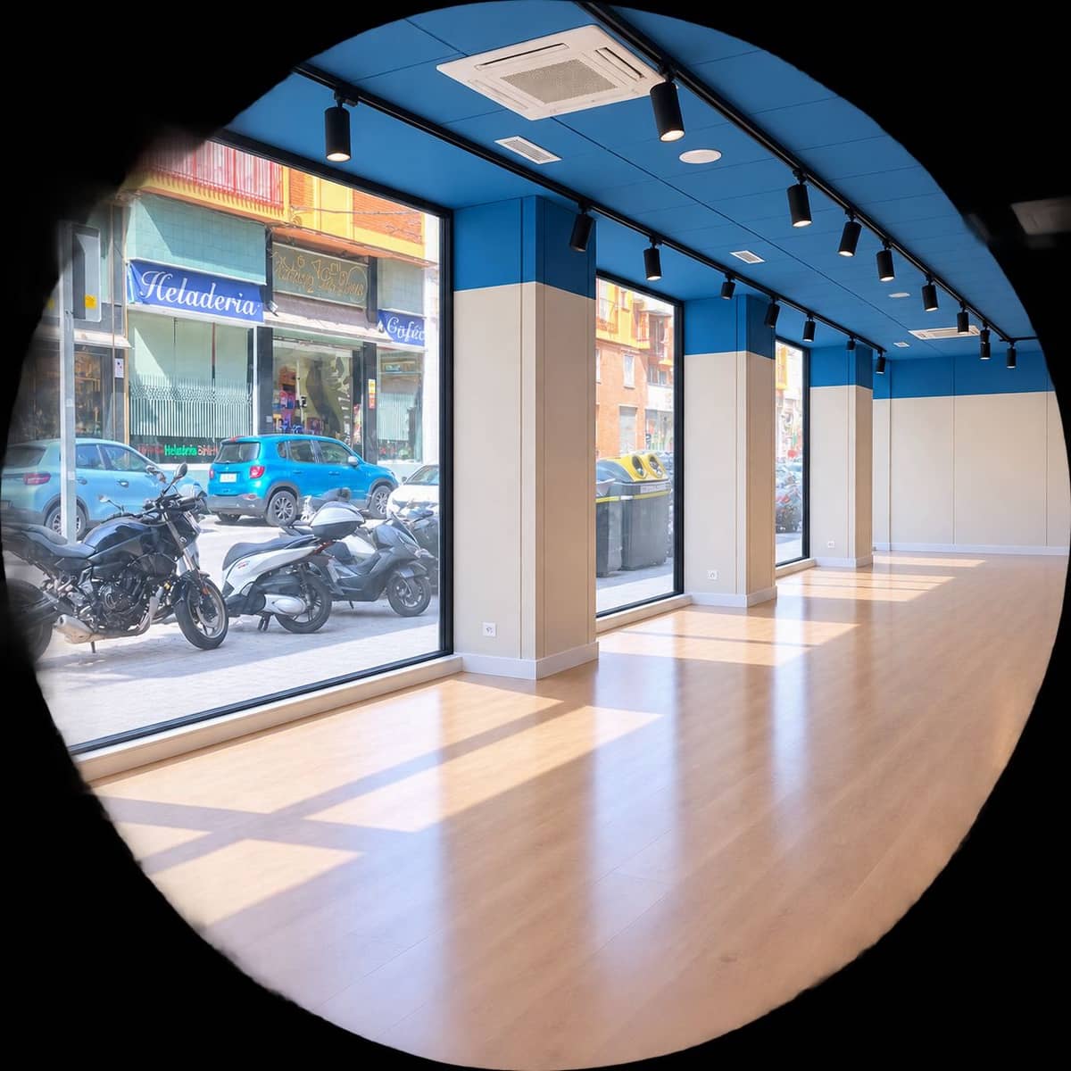 Commercieel te huur in Malaga stad - € 3.500 (Ref: 10017680)