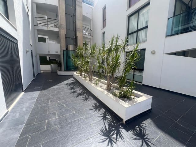 Ático de 2 habitaciones en Riviera del Sol, Mijas en venta con piscina garaje - 429.000 € (Ref: 10017681)