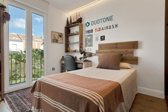 4 soveværelse Rækkehus til salg i Marbella med swimmingpool garage - € 2.350.000 (Ref: 10017682)