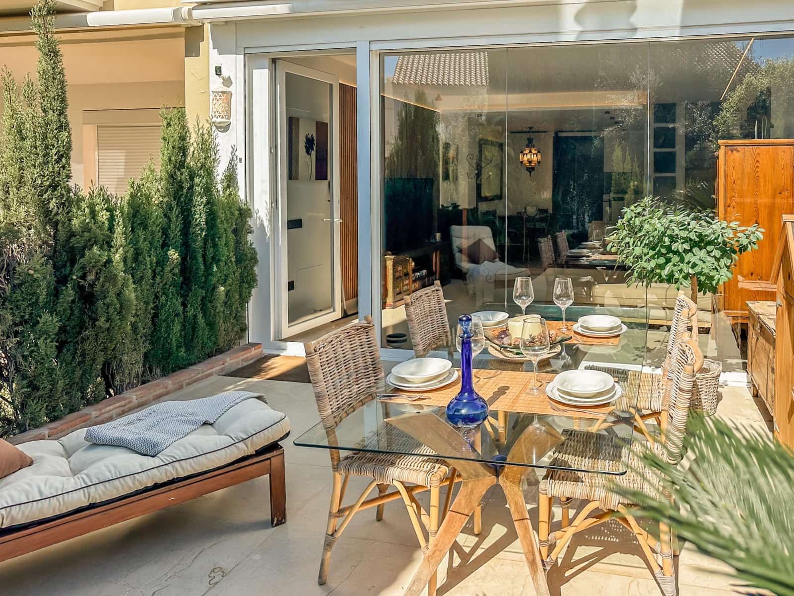 4 bedroom Terraced Villa for sale in Marbella with pool garage - € 2,350,000 (Ref: 10017682)