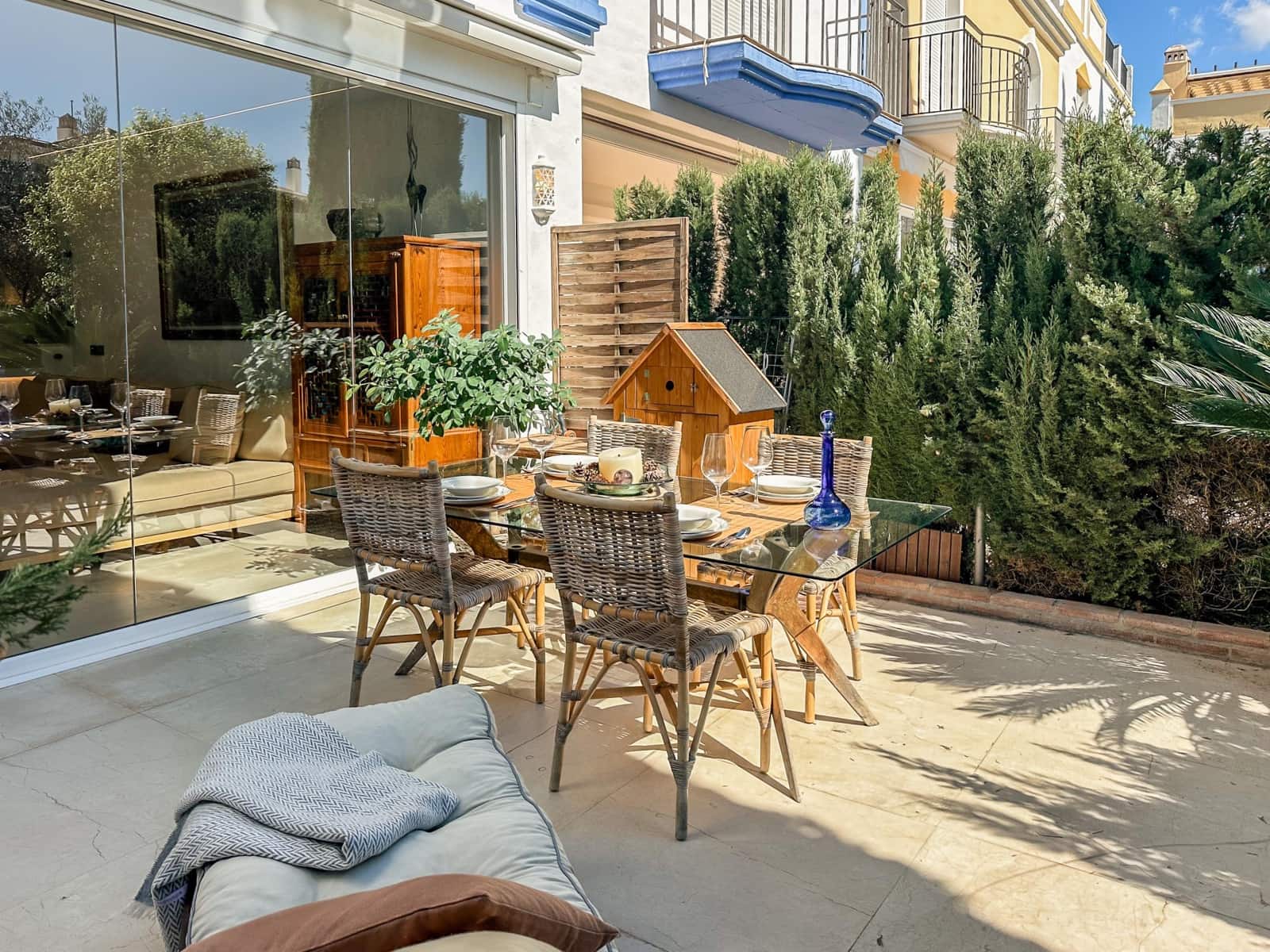 4 bedroom Terraced Villa for sale in Marbella with pool garage - € 2,350,000 (Ref: 10017682)