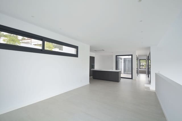 4 chambre Villa/Maison à vendre à Elviria, Marbella avec piscine garage - 2 250 000 € (Ref: 10022635)