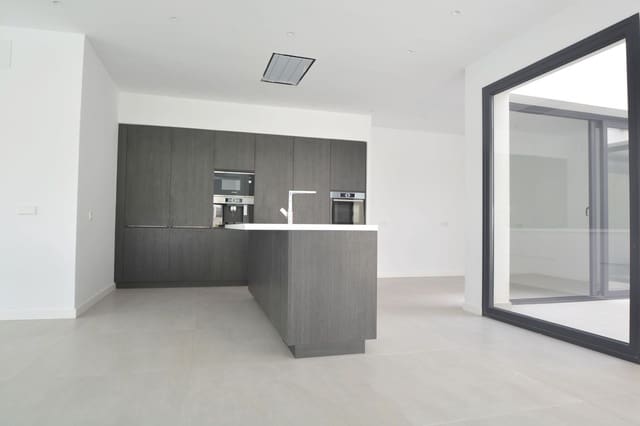 4 chambre Villa/Maison à vendre à Elviria, Marbella avec piscine garage - 2 250 000 € (Ref: 10022635)