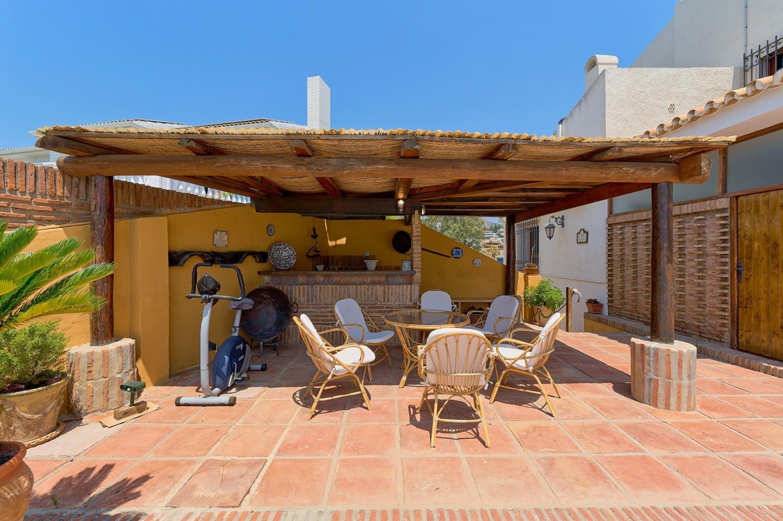 5 soverom Villa til leie i Malaga by med svømmebasseng garasje - € 8 500 (Ref: 10022636)
