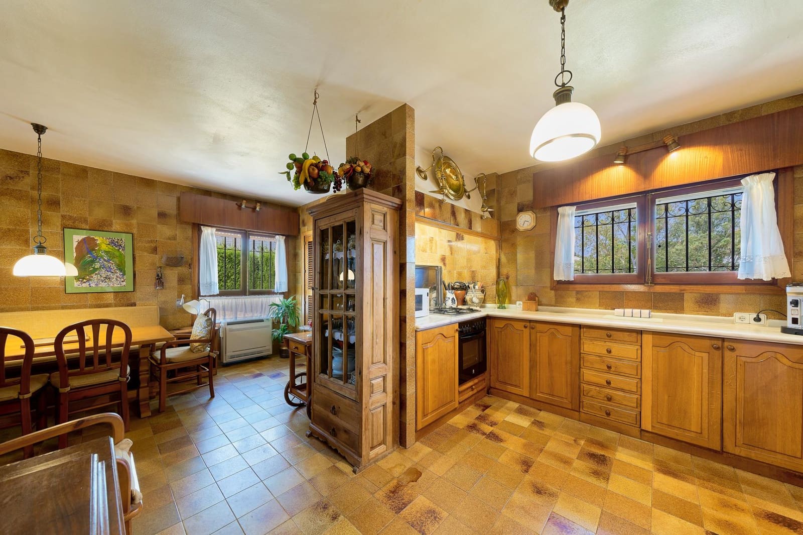 5 soverom Villa til leie i Malaga by med svømmebasseng garasje - € 8 500 (Ref: 10022636)