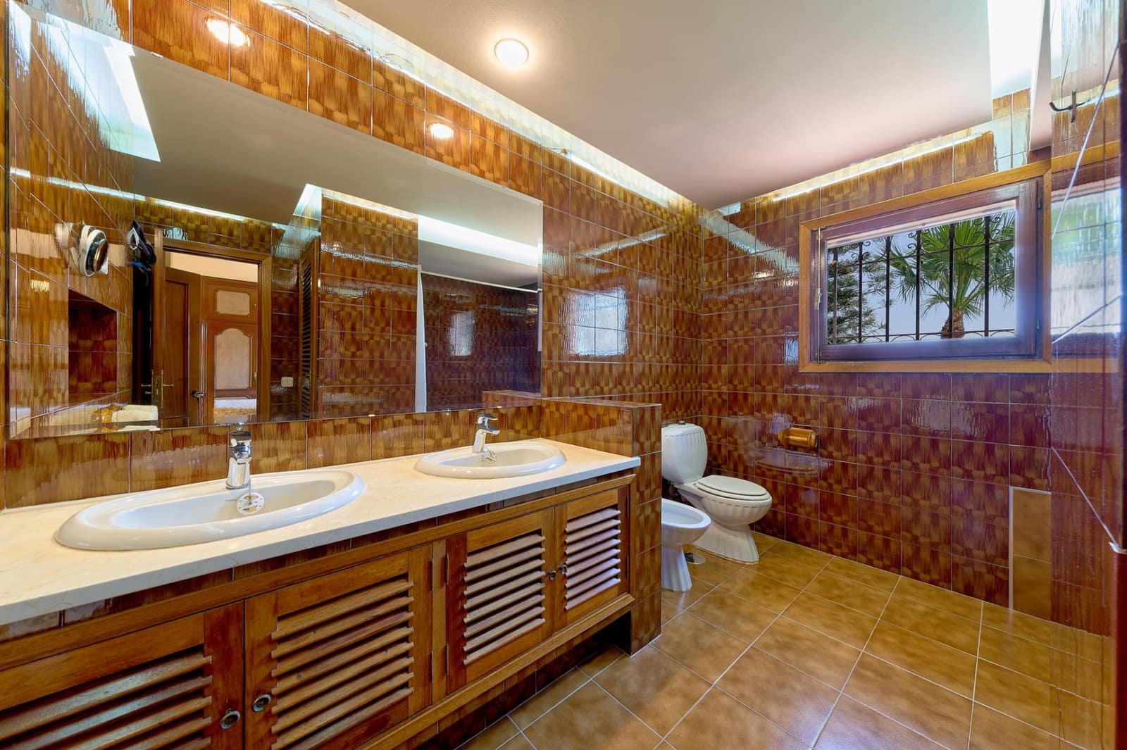 5 soverom Villa til leie i Malaga by med svømmebasseng garasje - € 8 500 (Ref: 10022636)