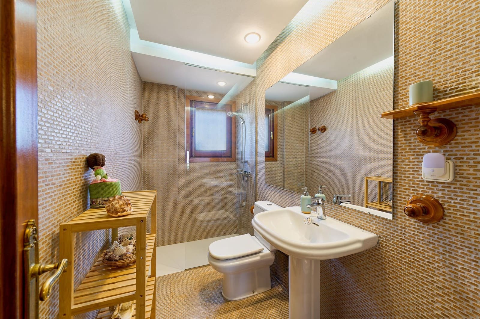 5 soverom Villa til leie i Malaga by med svømmebasseng garasje - € 8 500 (Ref: 10022636)