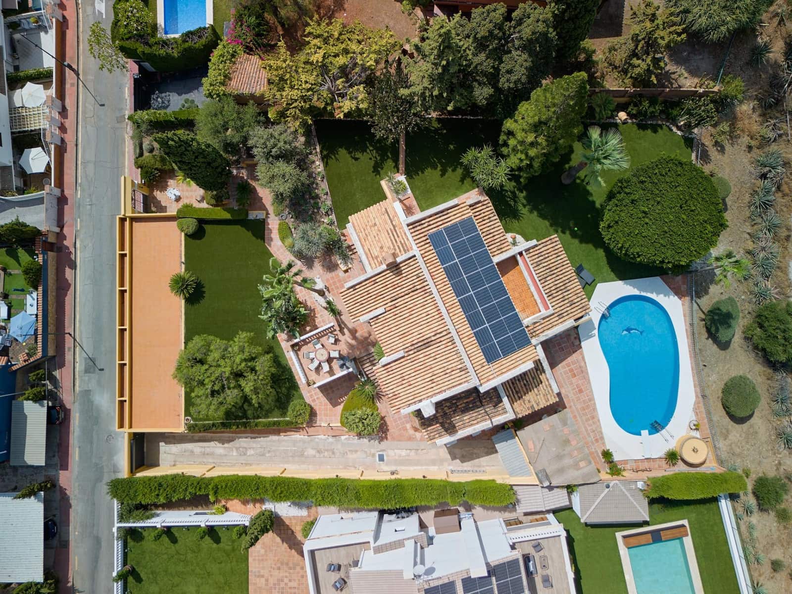 5 soverom Villa til leie i Malaga by med svømmebasseng garasje - € 8 500 (Ref: 10022636)