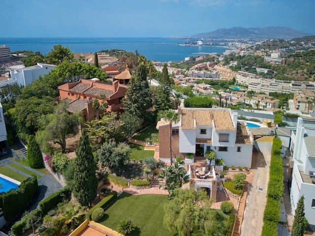 5 Zimmer Villa zu vermieten in Málaga Stadt mit Pool Garage - 8.500 € (Ref: 10022636)