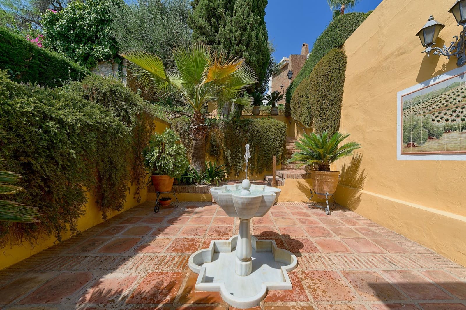 5 soverom Villa til leie i Malaga by med svømmebasseng garasje - € 8 500 (Ref: 10022636)