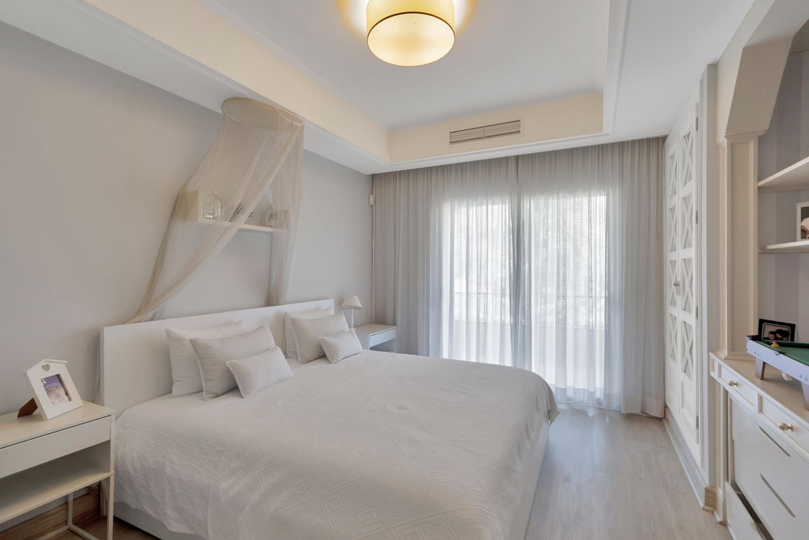3 Zimmer Apartment zu verkaufen in Marbella mit Pool Garage - 1.850.000 € (Ref: 10031967)